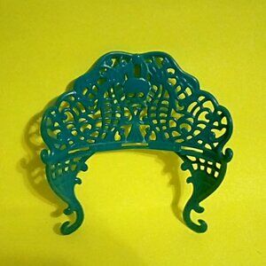 Monster High doll Scaris bench replacement